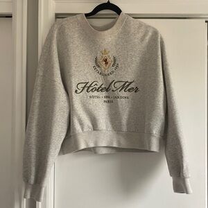Abercrombie & Fitch cropped crew neck